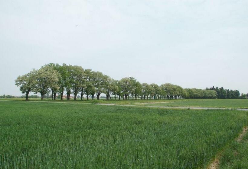 هتل Tenuta La Fiscala