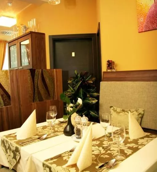 Majatalo Fine Restaurant & Apartments