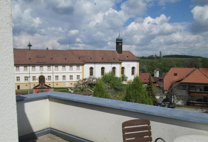 Pensionat Gasthaus Kreuz