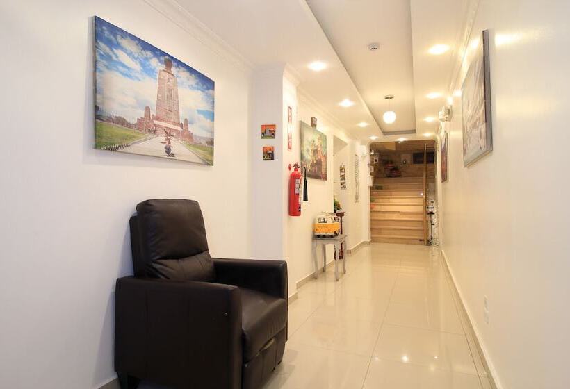 بنسيون La Rosario