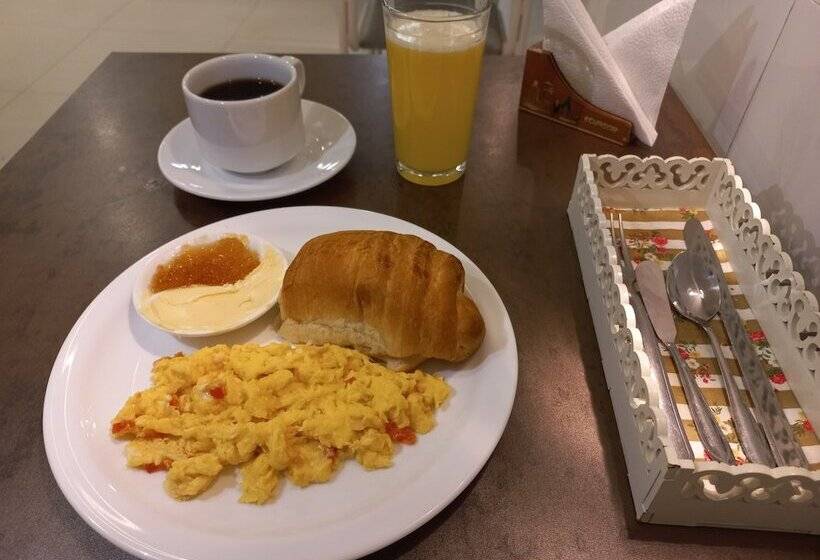 بنسيون La Rosario