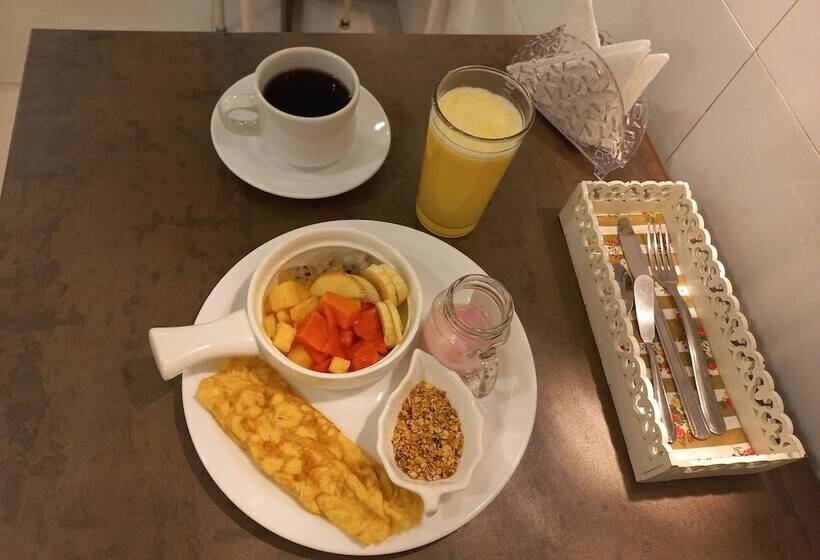 بنسيون La Rosario