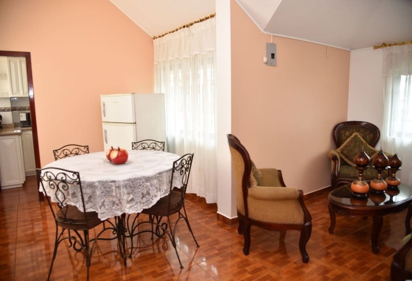 بنسيون La Rosario