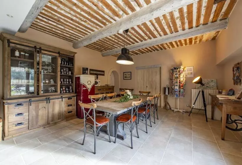 ペンション Mas Seraphin