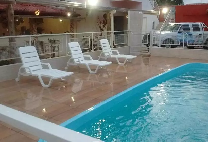 ペンション Pousada Miosotis