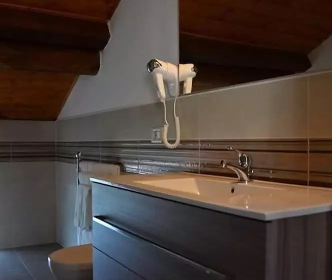 هتل Agriturismo Alla Corte
