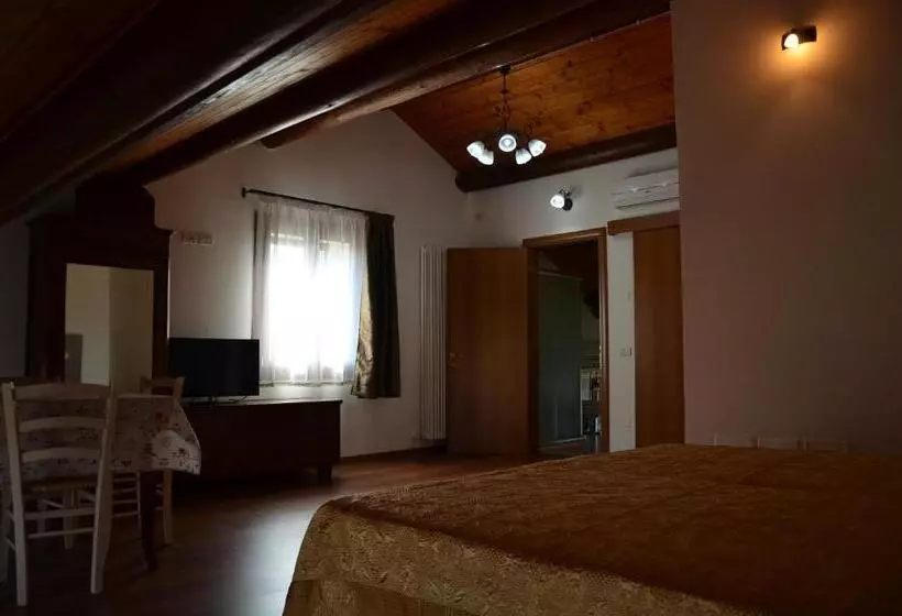 هتل Agriturismo Alla Corte