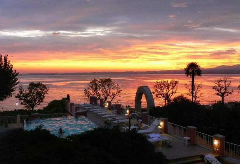 ホテル Alla Riviera