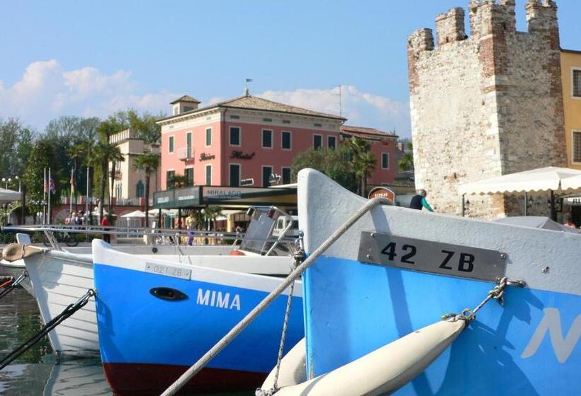 فندق Alla Riviera