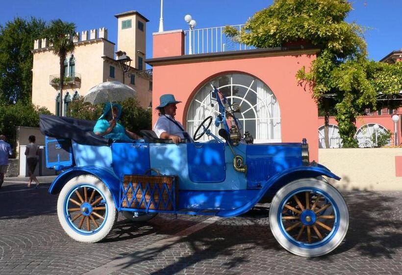 فندق Alla Riviera