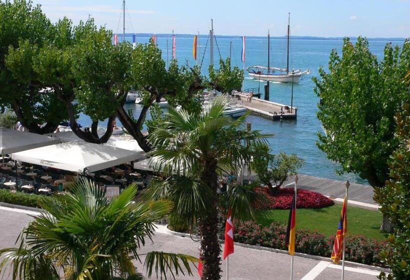 فندق Alla Riviera