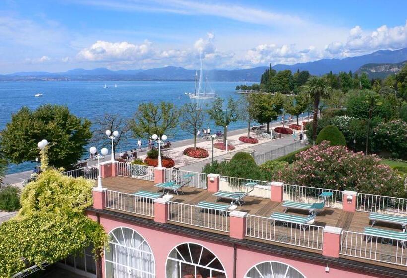 فندق Alla Riviera