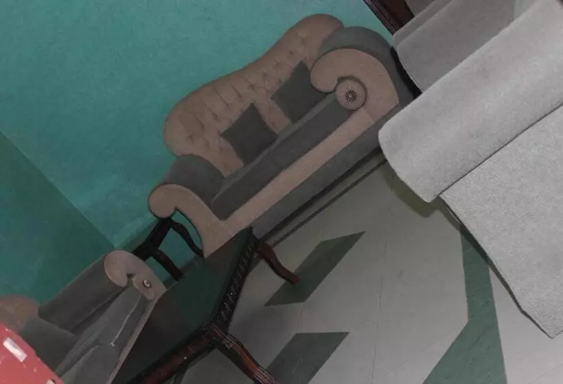 Lavina Hotel Apartments