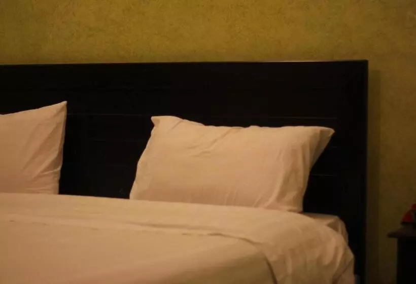 Lavina Hotel Apartments