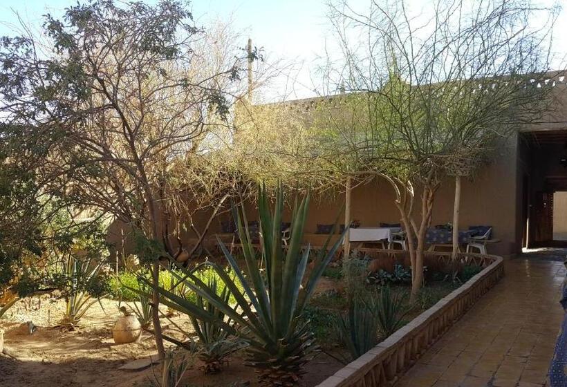 ペンション Auberge Chez Julia