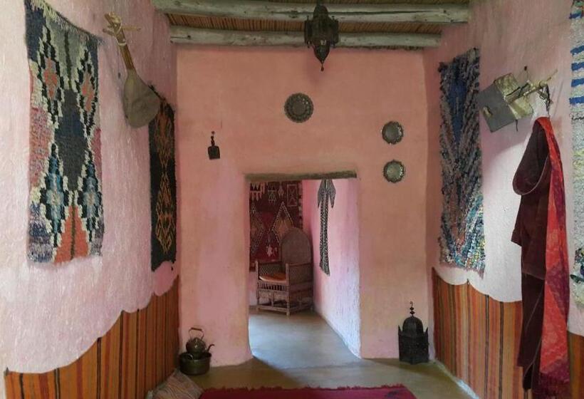 بنسيون Auberge Chez Julia