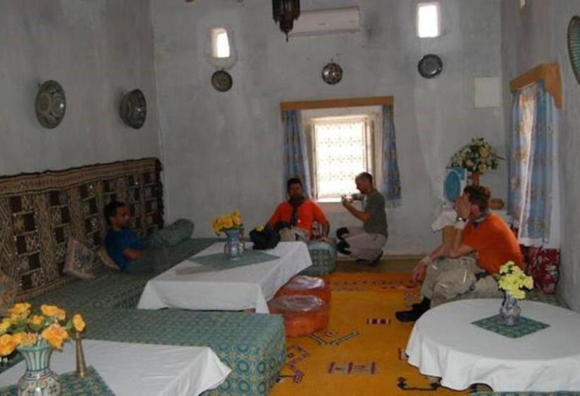 ペンション Auberge Chez Julia