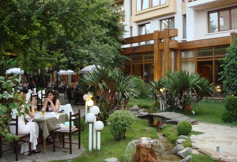 펜션 Chakarova Guest House