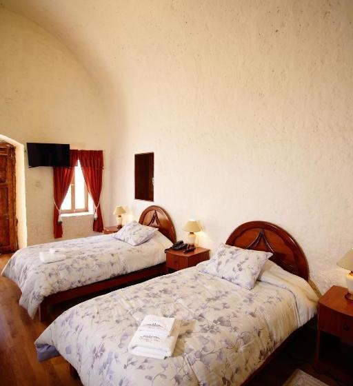 پانسیون El Patio De Elisa