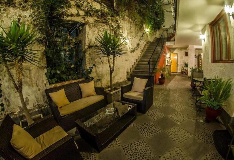 پانسیون El Patio De Elisa