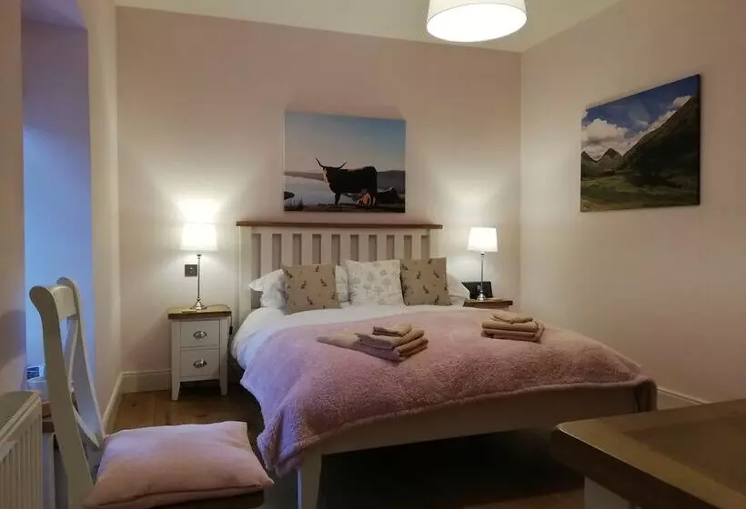 ペンション Ewich House B&b