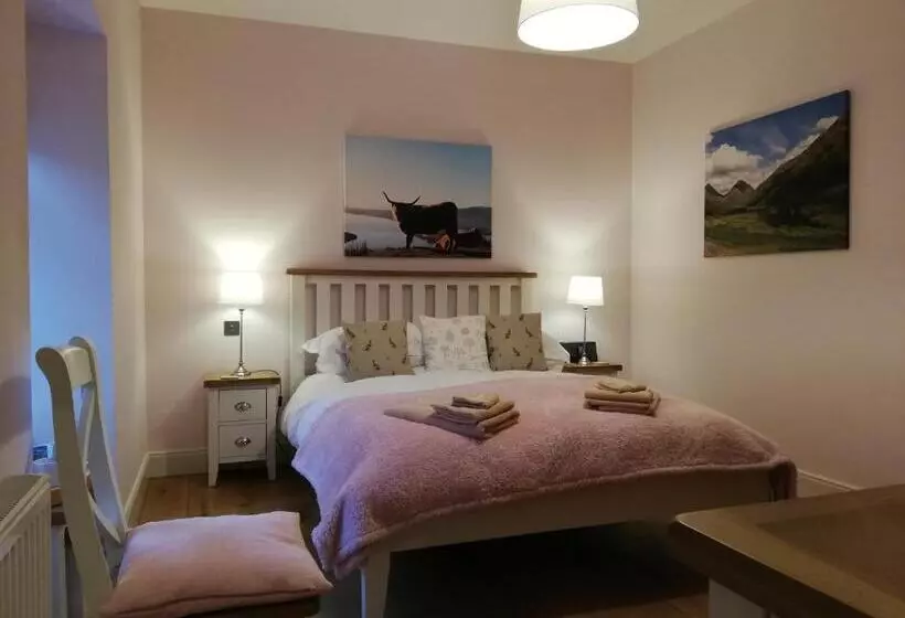 ペンション Ewich House B&b