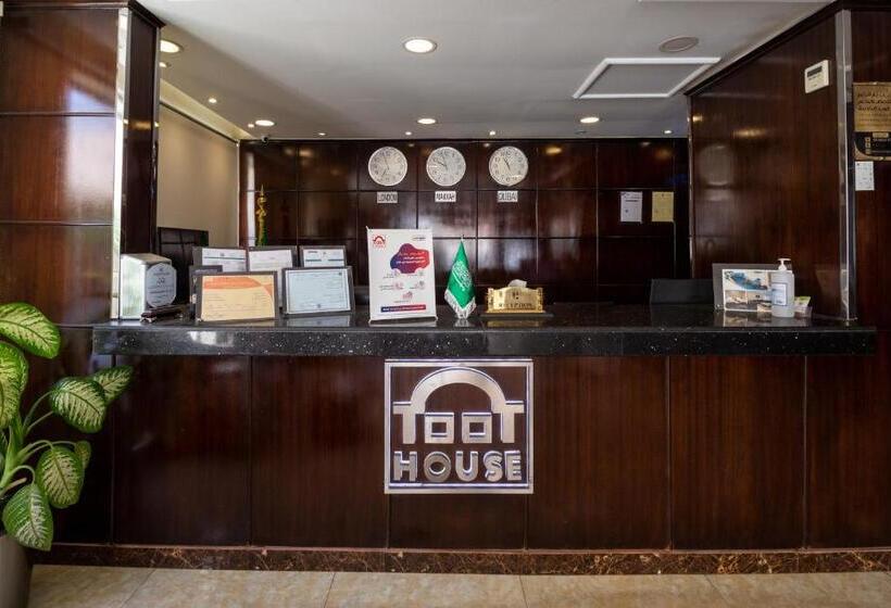 Toot House Alqaim
