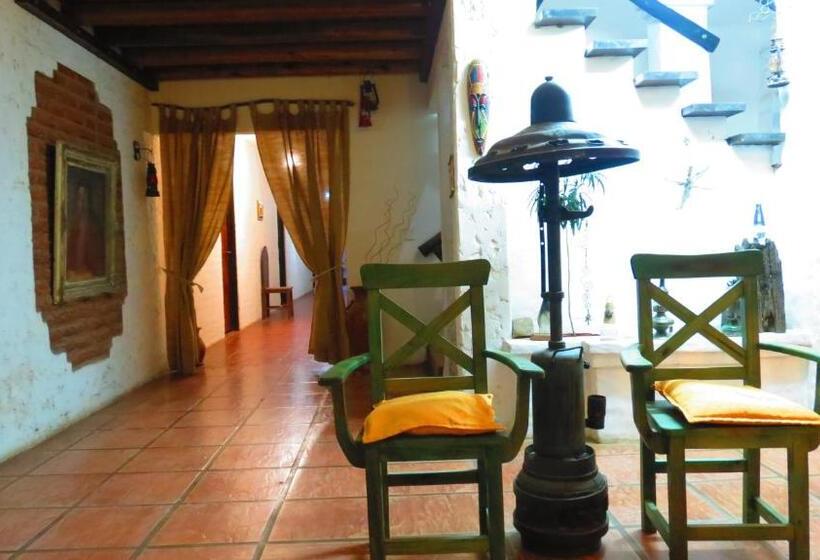 הוסטל El Castillito