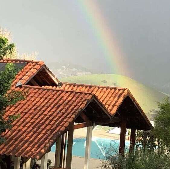 旅馆 Pousada Lambari Montanha