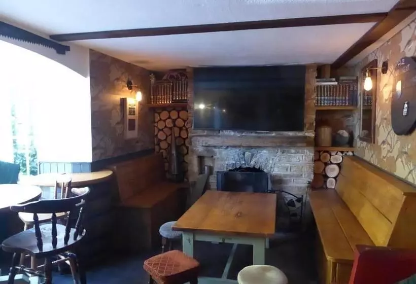 Retkeilymaja The Crown Inn, Kemerton