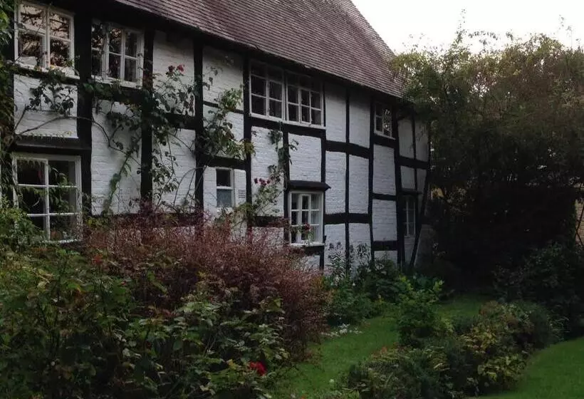 Retkeilymaja The Crown Inn, Kemerton