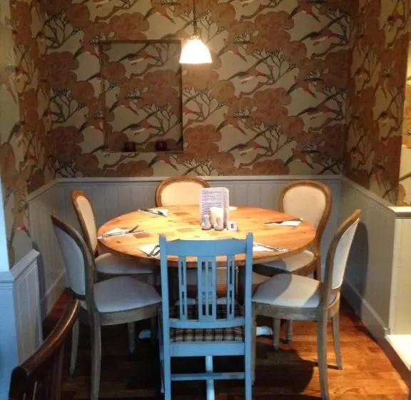 Retkeilymaja The Crown Inn, Kemerton