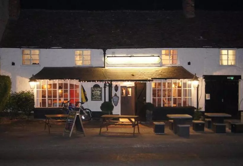 Retkeilymaja The Crown Inn, Kemerton