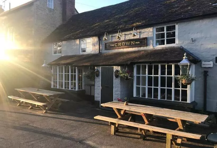 Retkeilymaja The Crown Inn, Kemerton