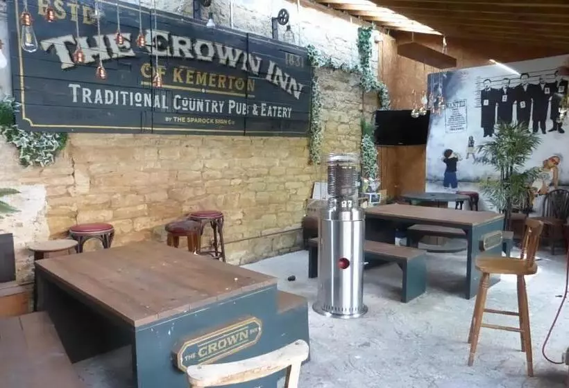 Retkeilymaja The Crown Inn, Kemerton