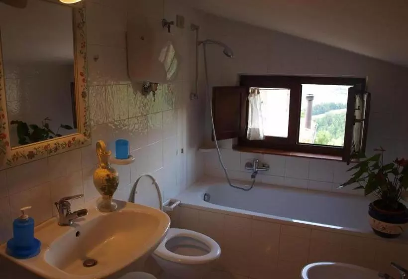 ホテル Agriturismo La Quercia Gentile