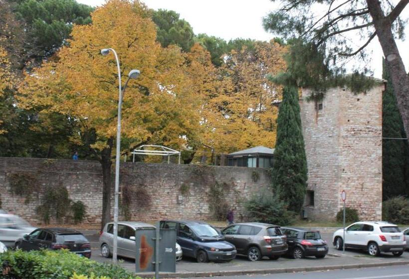 פנסיון Affittacamere Parco Dei Canapè