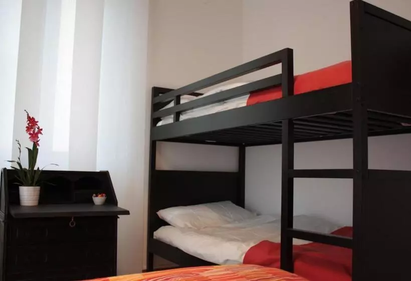 Majatalo Affittacamere Parco Dei Canapè