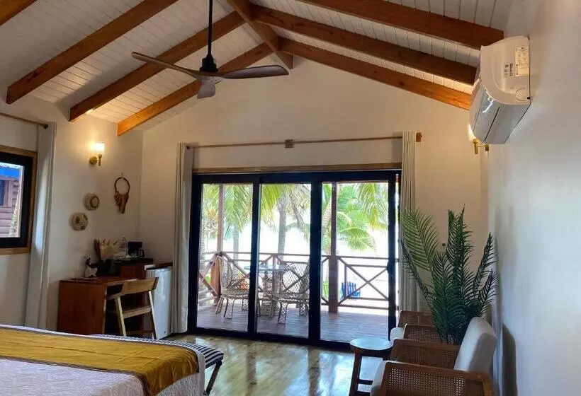 Majatalo Coconut Row Boutique