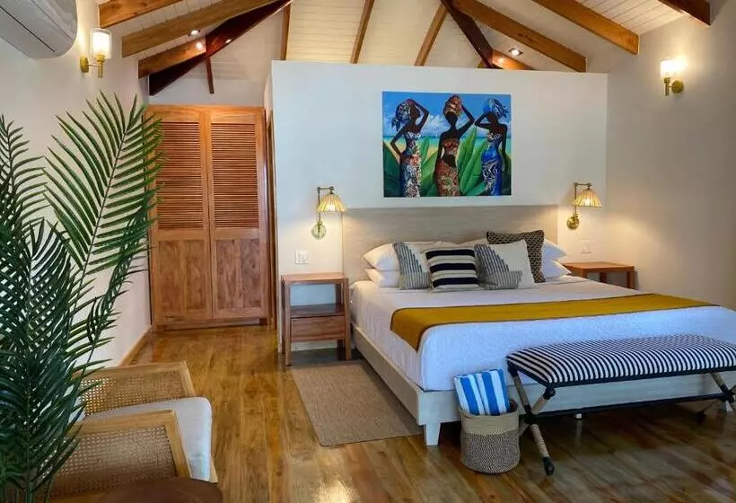 Majatalo Coconut Row Boutique