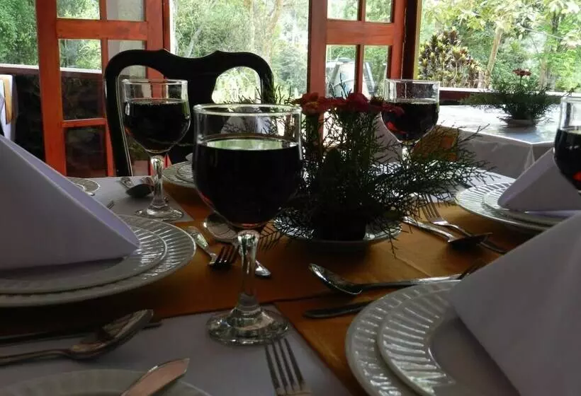 Majatalo Eeescart Family Resort