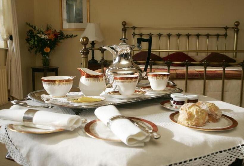 بنسيون Heatons Guesthouse