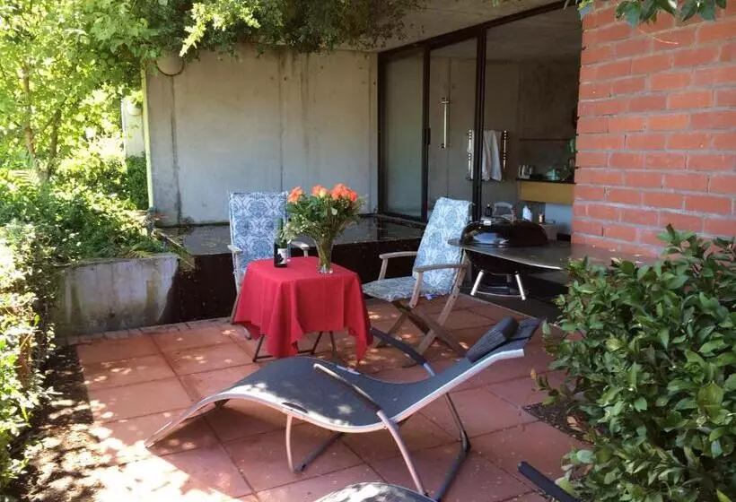 Majatalo Snooze In Hout Bay Self Catering