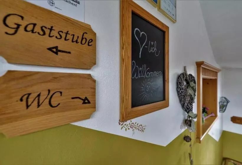 Retkeilymaja Gasthof Arracher Hof