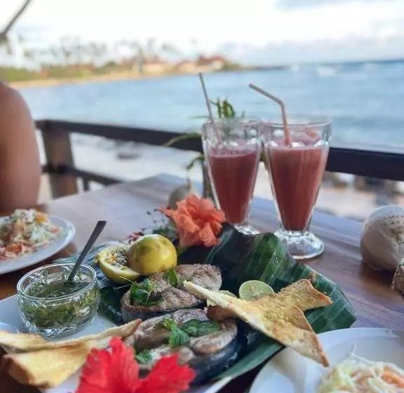 ユースホステル Coconut Palm Beach Restaurant And Rooms