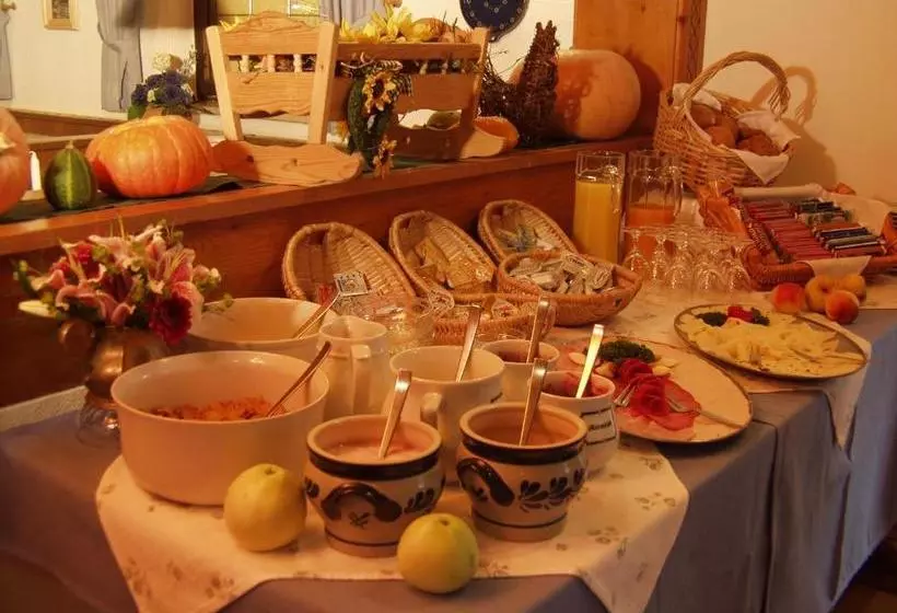 Retkeilymaja Gasthof Arracher Hof