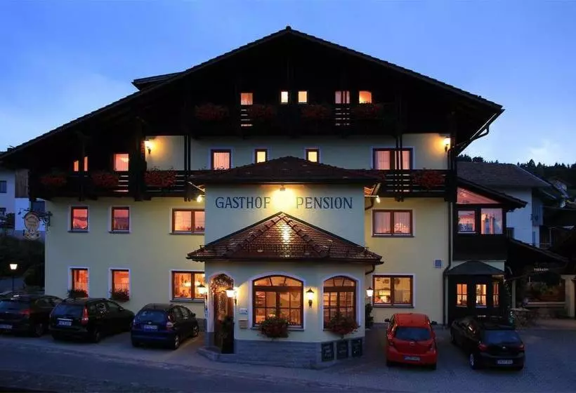 Retkeilymaja Gasthof Arracher Hof