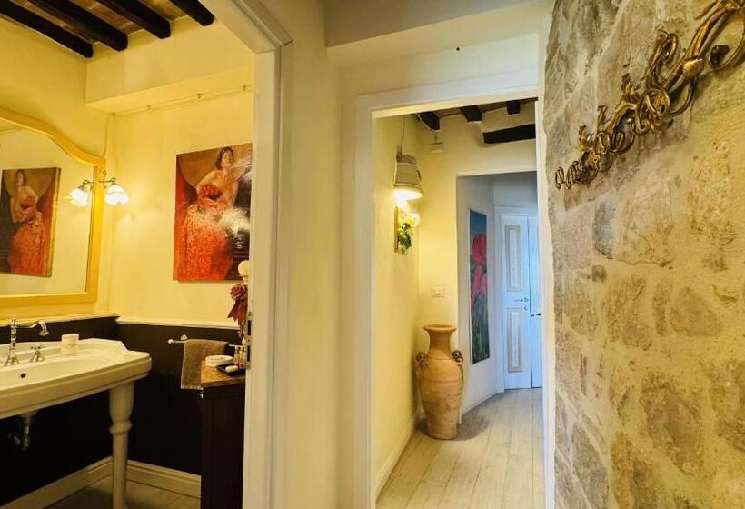 민박 Residenza Teatro Antico