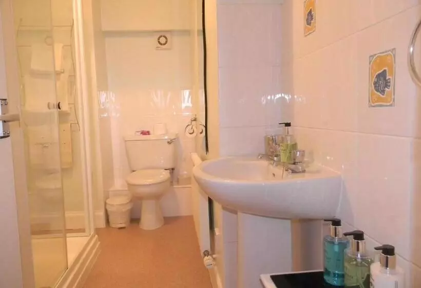 Majatalo Harbour Lights Guesthouse