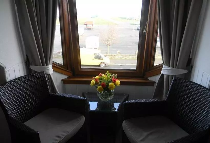 Majatalo Harbour Lights Guesthouse